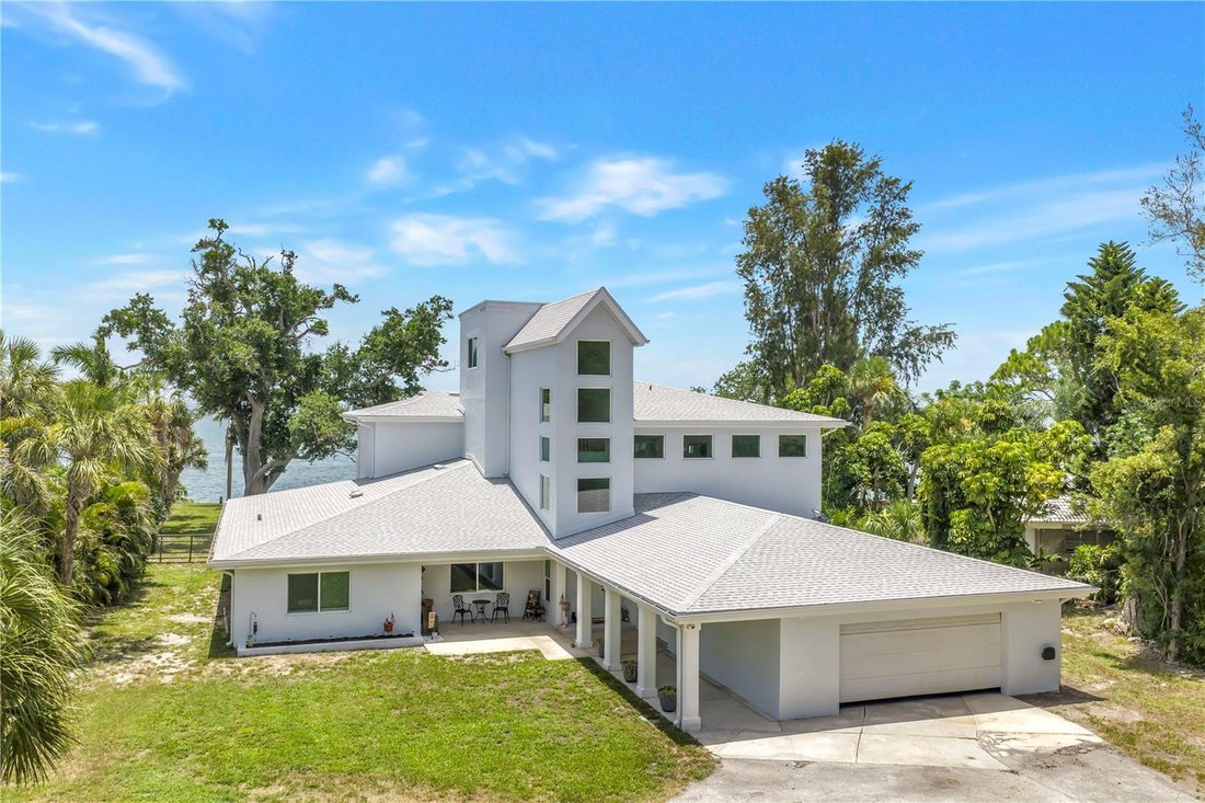 House in St. Petersburg, Florida, United States 1 - 18458806