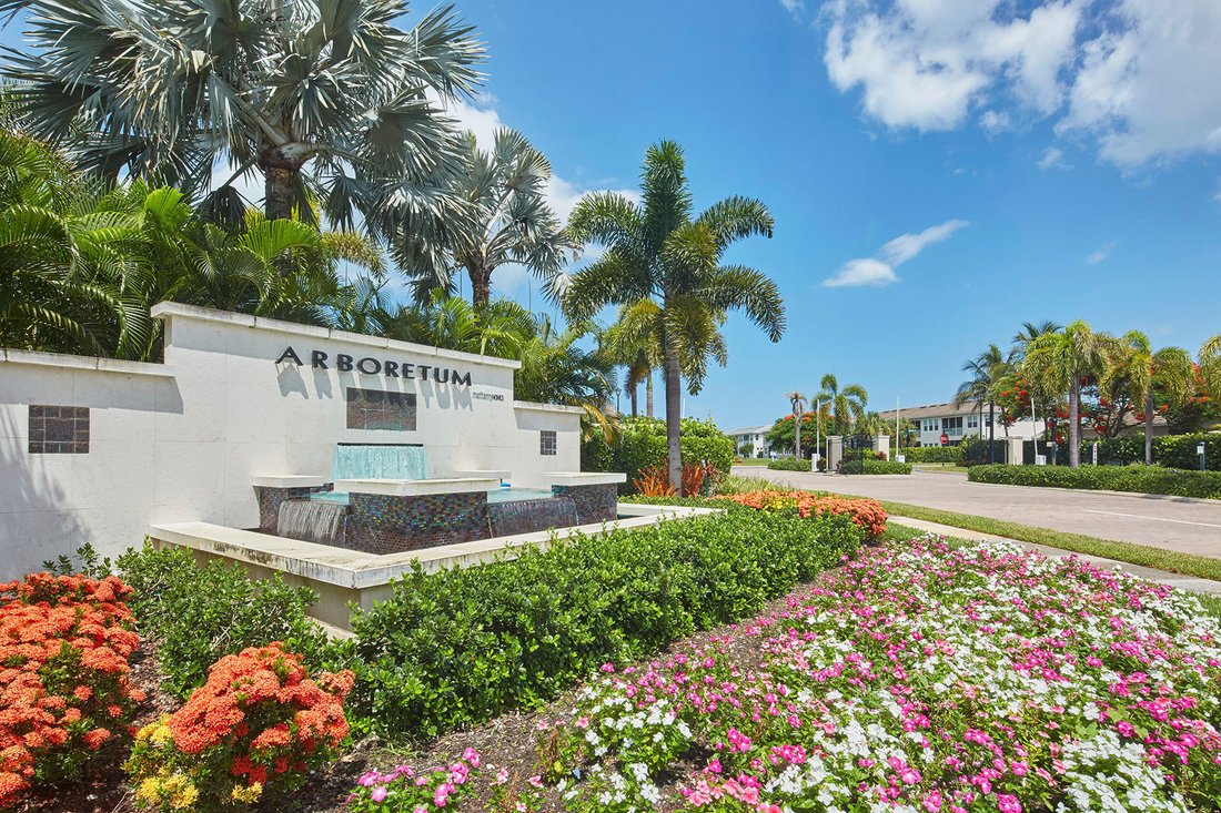 Naples, Florida, United States 1 - 18333628