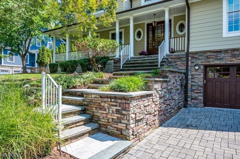 House in Metuchen, New Jersey, United States 2 - 18460026