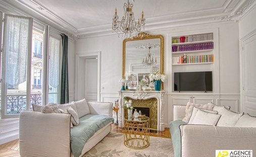 Apartment in Domaine National du Château, Versailles, France 1
