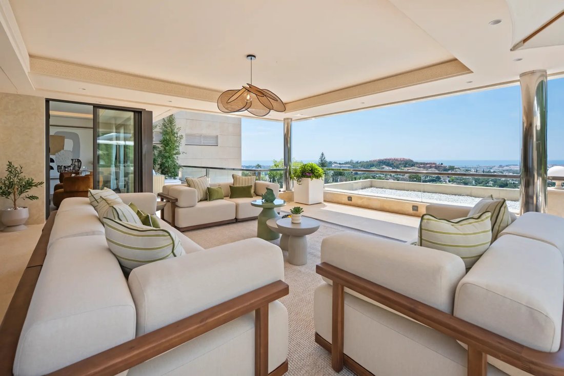 Apartment in Puerto Banus, Marbella, Spain 4 - 18455943