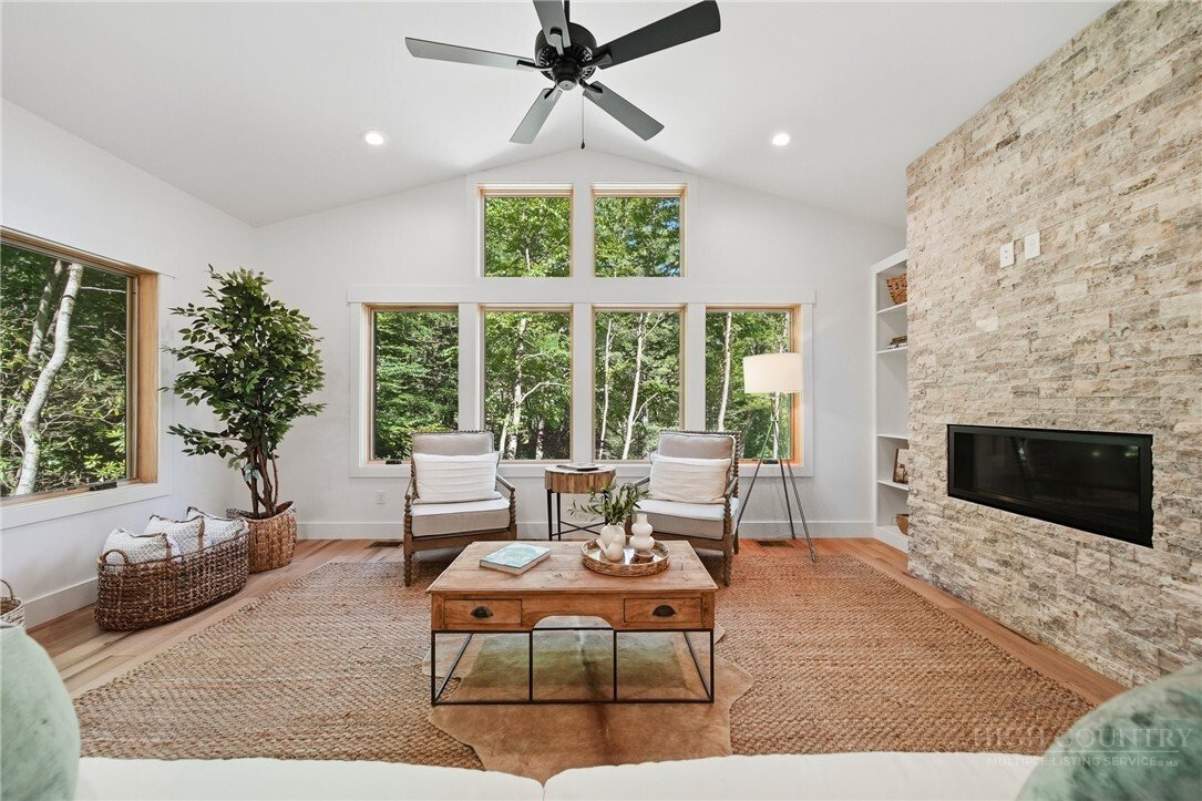 House in Blowing Rock, North Carolina, United States 4 - 18459982