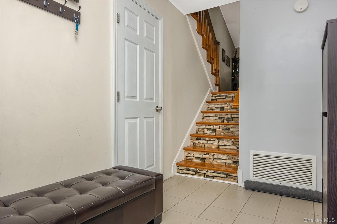House in New York, New York, United States 5 - 18469471
