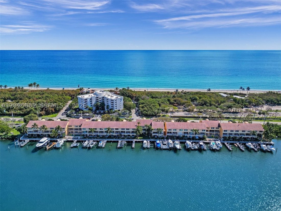 House in Hollywood, Florida, United States 2 - 18459407