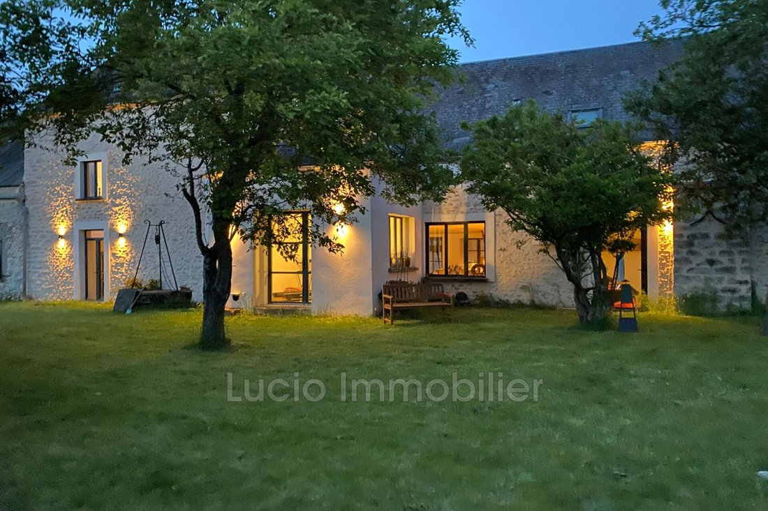 Villa in Boissy-le-Sec, Ile-de-France, France 1 - 18469648