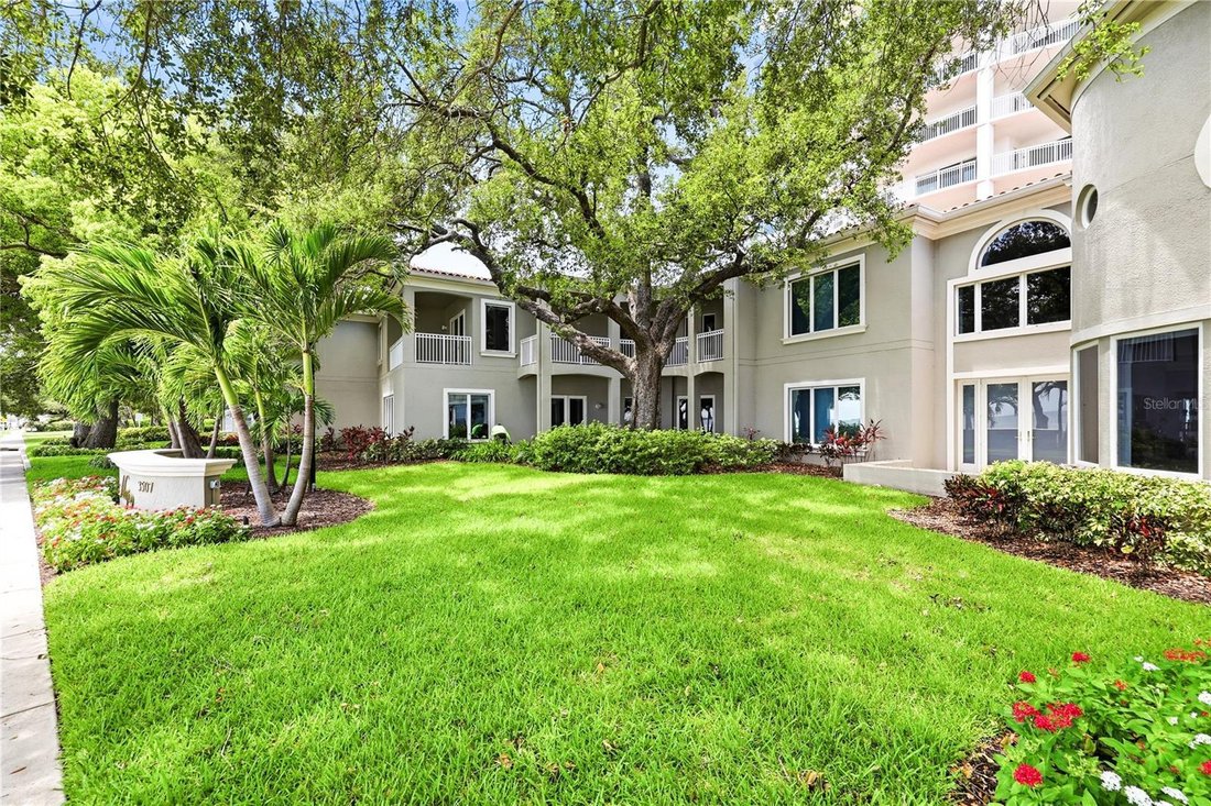 Townhouse in Tampa, Florida, United States 5 - 18439477