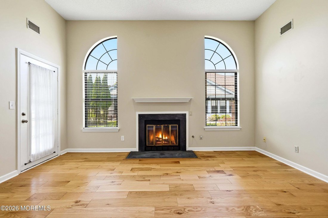 Condo in Asbury Park, New Jersey, United States 3 - 18467847