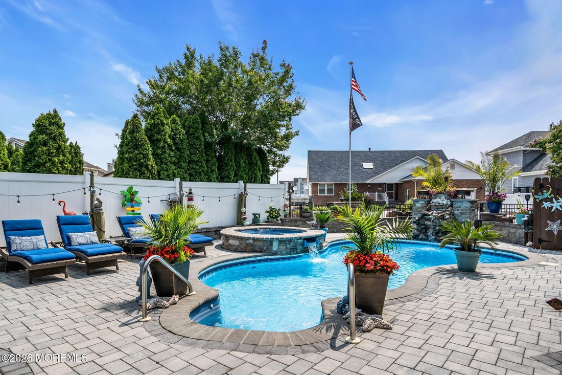 House in Toms River, New Jersey, United States 3 - 18466431