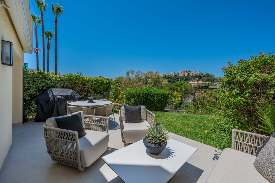 Townhouse in La Quinta, Benahavis, Andalusia 4 - 18466375