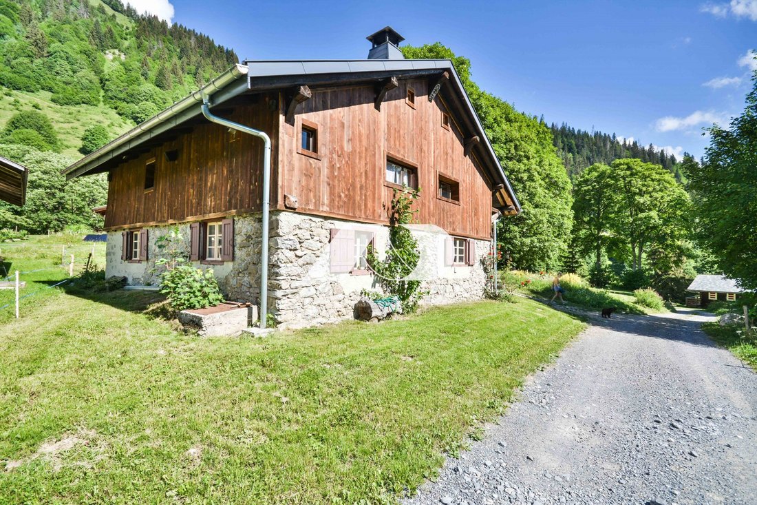 Chalet in Saint-Jean-d'Aulps, Auvergne-Rhône-Alpes, France 3 - 18465380