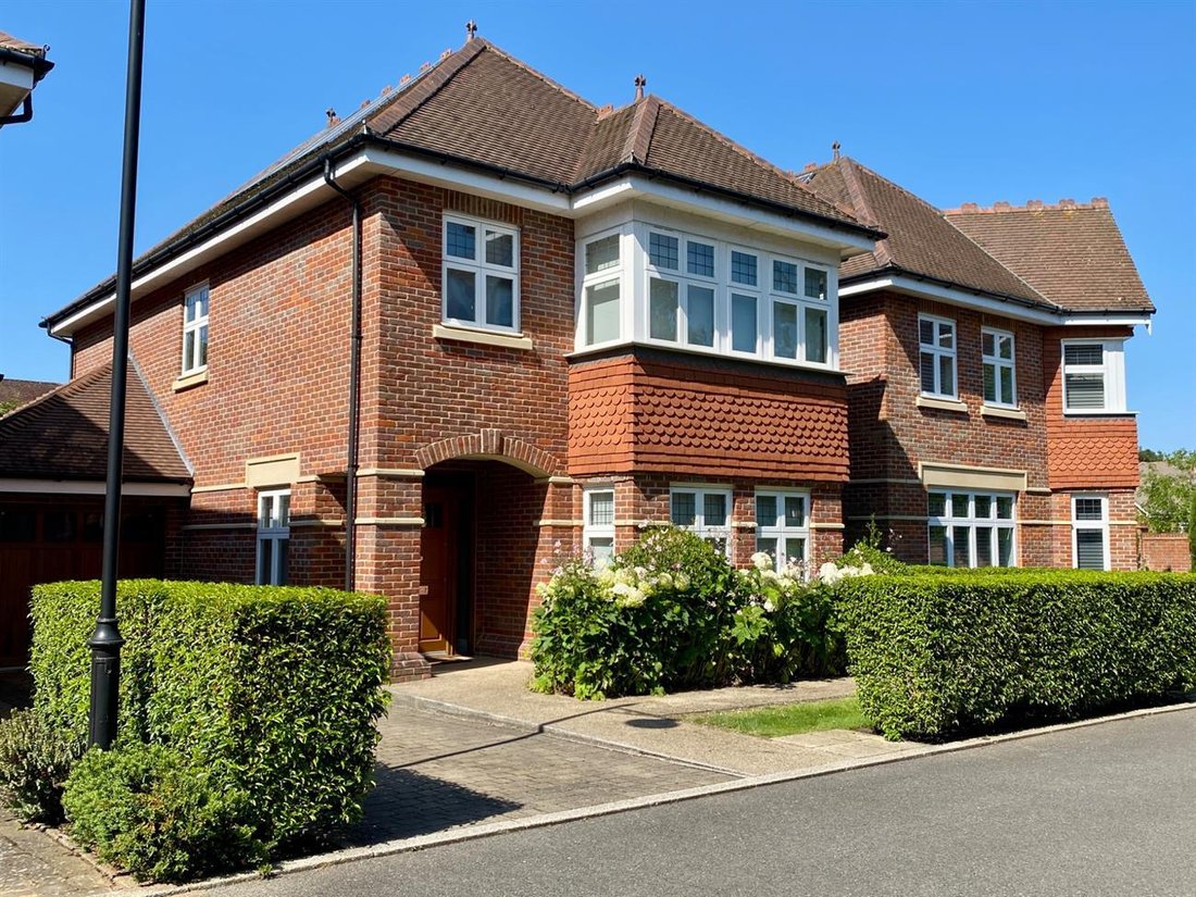Haus in Beaconsfield, England 1 - 17375345