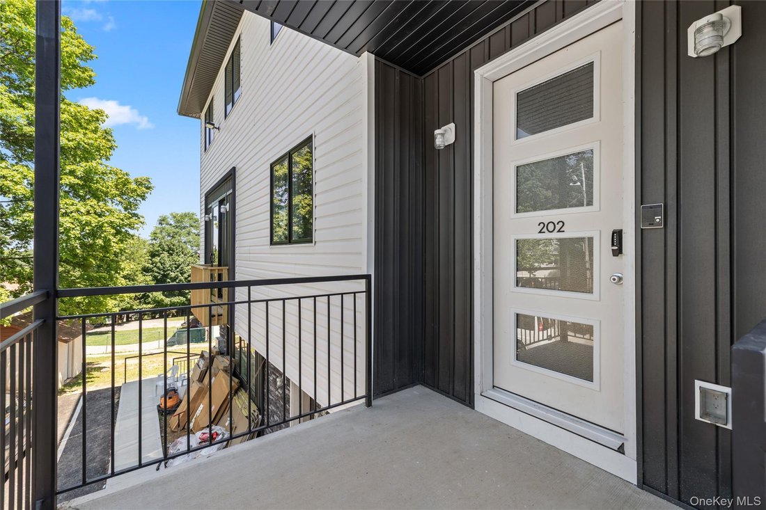 Condo in Airmont, New York, United States 2 - 18468722