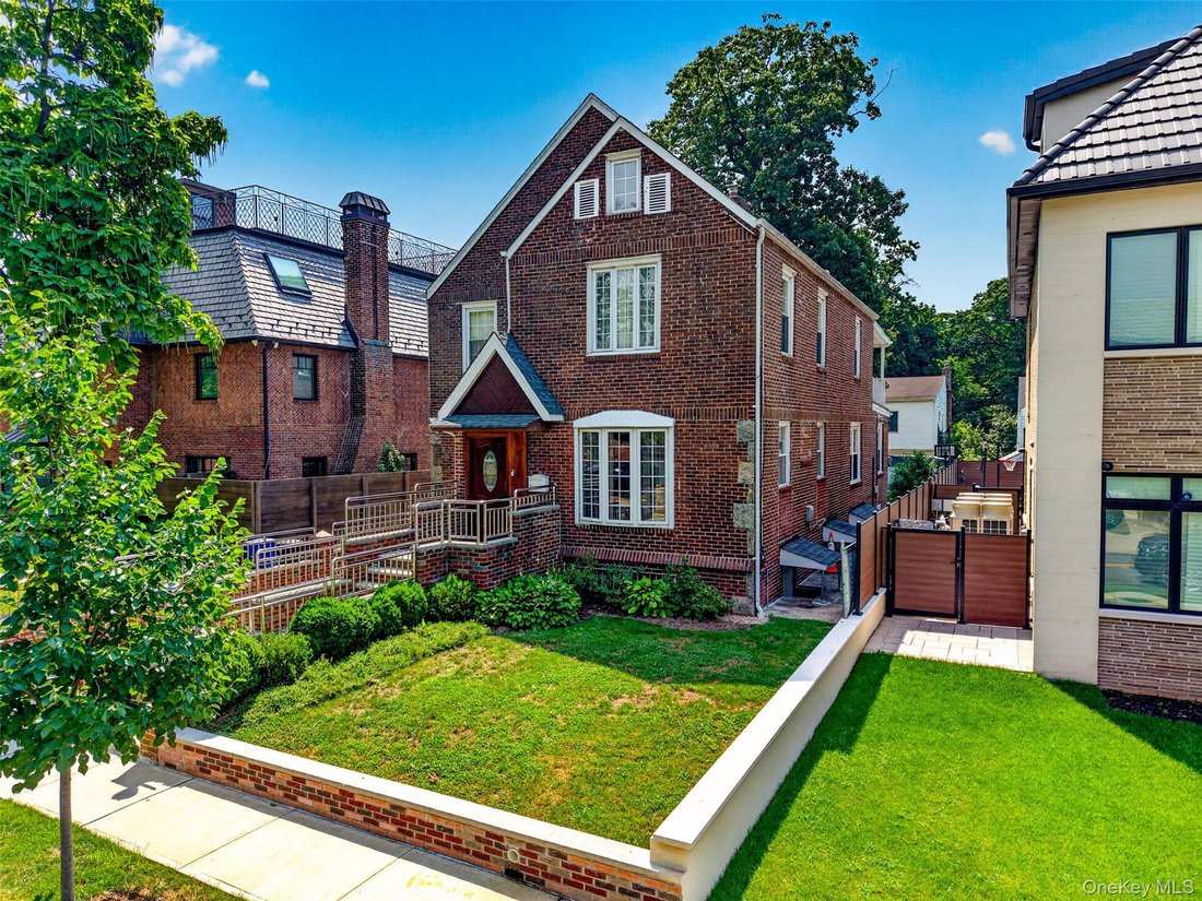 House in New York, New York, United States 2 - 18465674
