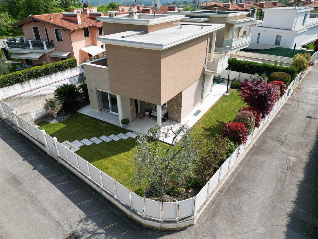 Villa in Hill Zone, Padenghe sul Garda, Lombardy 3 - 18460605