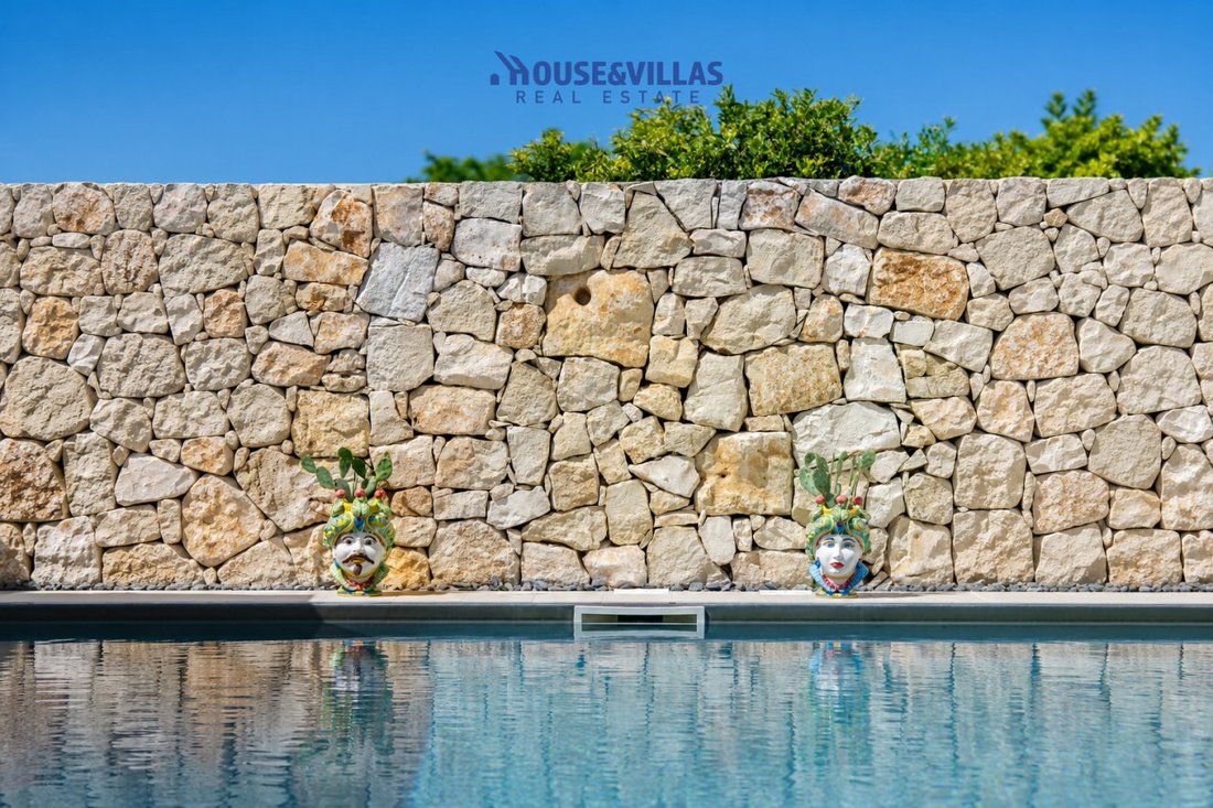 Villa en Noto, Sicilia, Italia 2 - 18464189