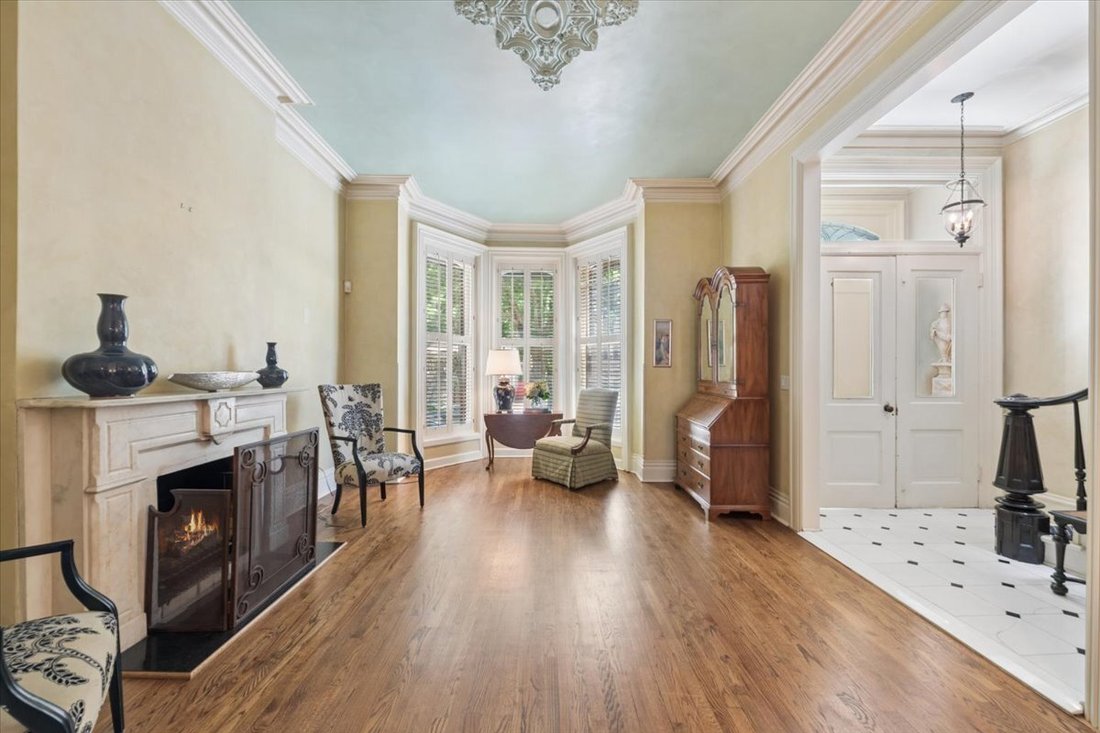 House in Chicago, Illinois, United States 5 - 18466803