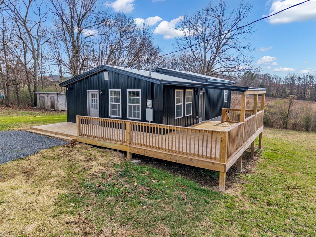 House in Bon Aqua, Tennessee, United States 1 - 18459829