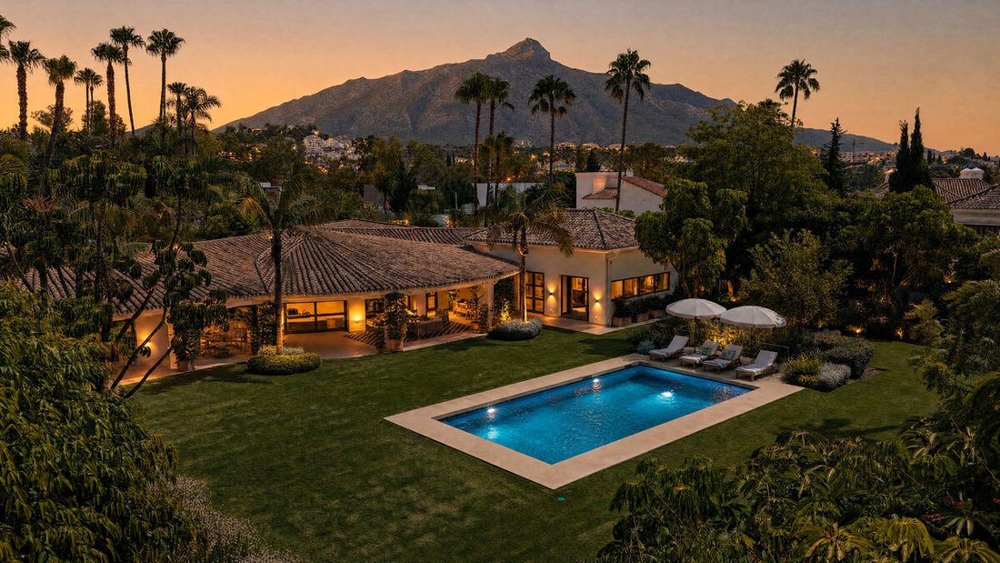 Villa in Nueva Andalucia, Marbella, Spain 1 - 18454052