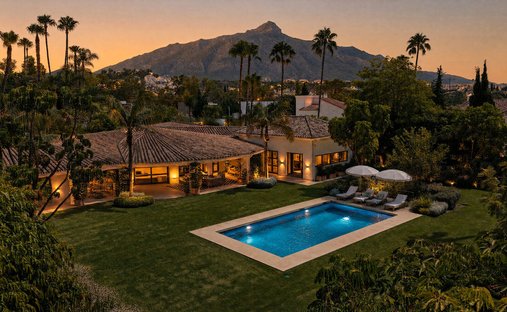 Villa in Nueva Andalucía, Marbella, Spanien 1