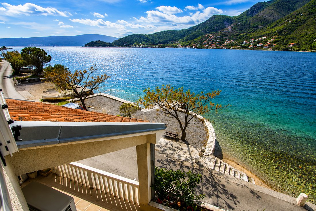 House in Lepetani, Kotor Municipality, Montenegro 2 - 18469324
