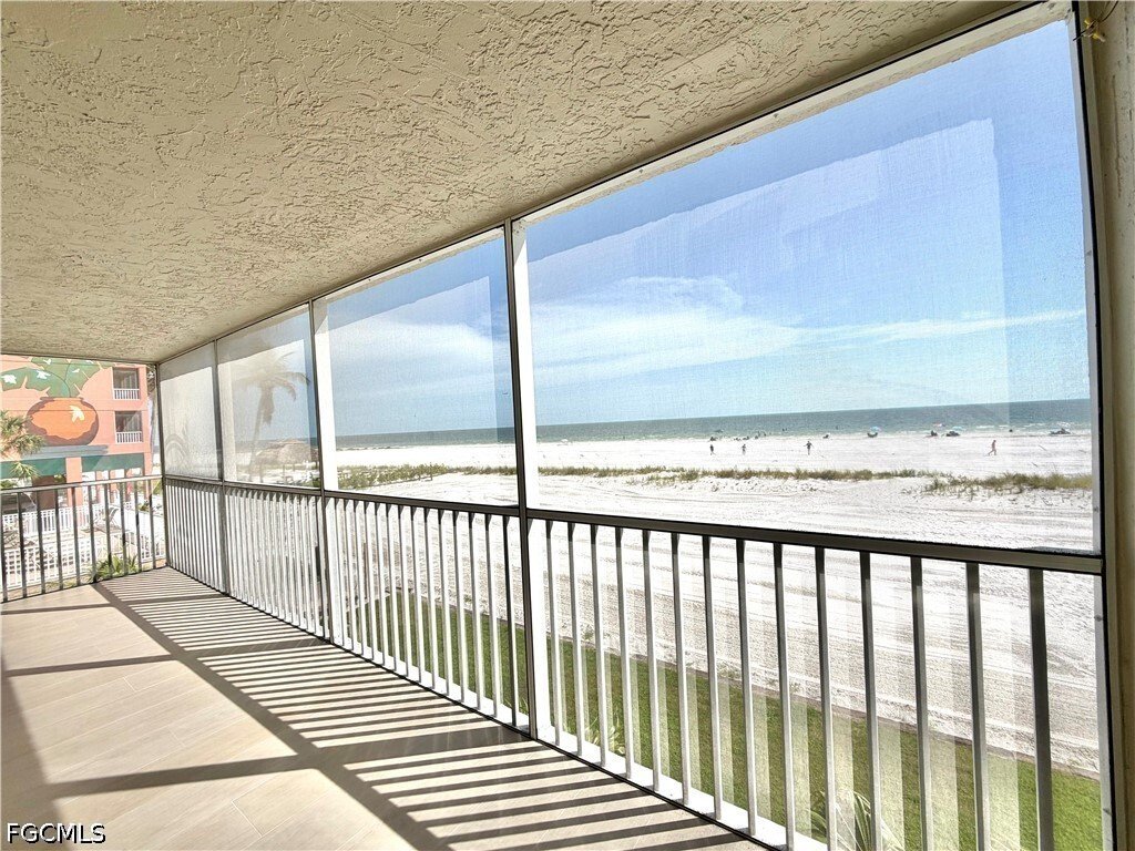 Condo in Fort Myers Beach, Florida, United States 1 - 16762640