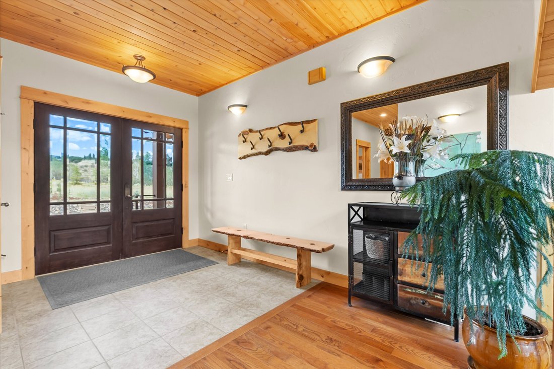House in Oak Creek, Colorado, United States 3 - 18470778