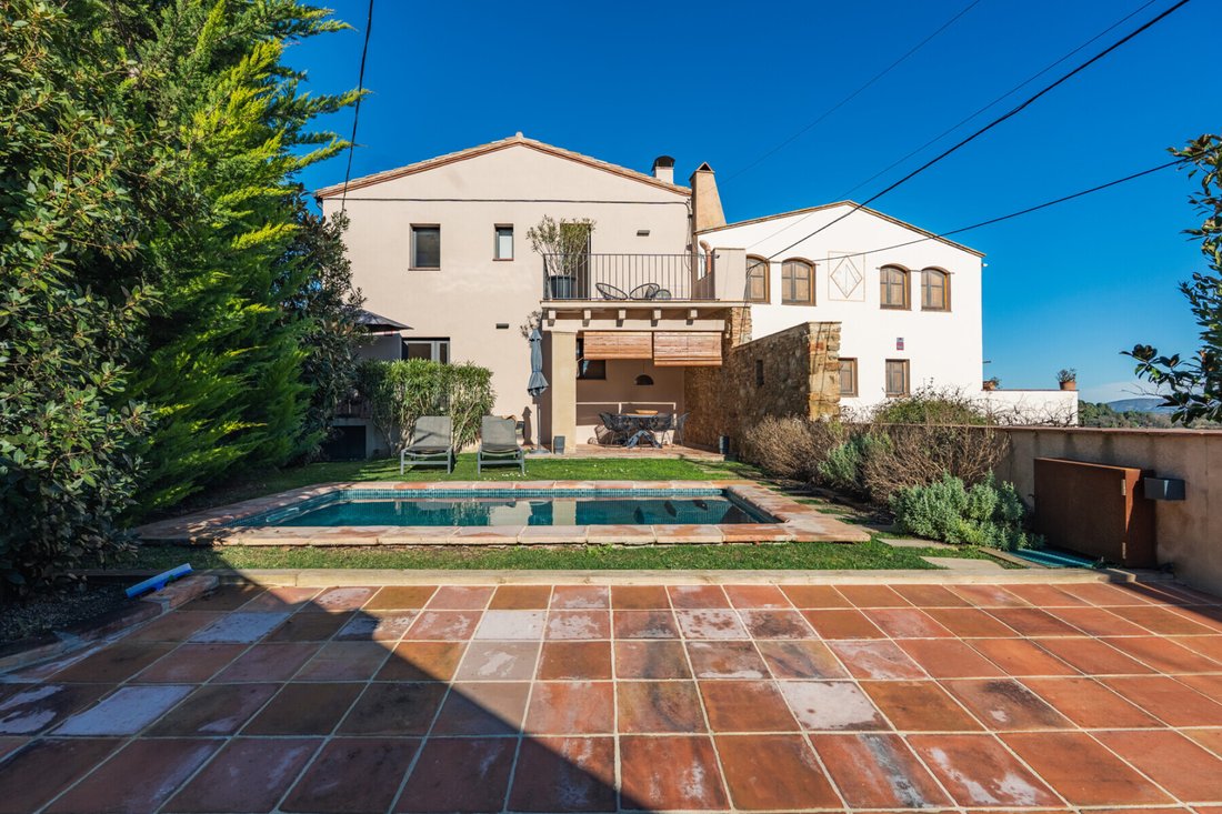 House in la Bisbal d'Emporda, Catalonia, Spain 2 - 18471340