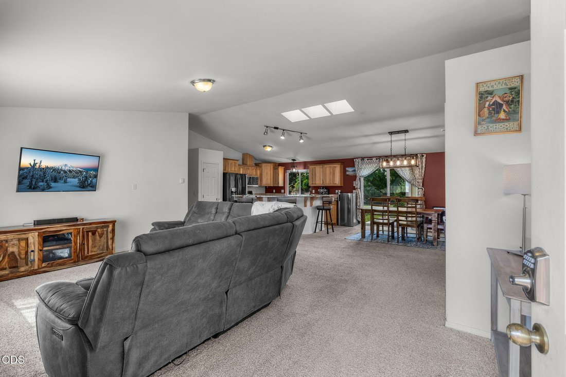 House in Terrebonne, Oregon, United States 3 - 18470440