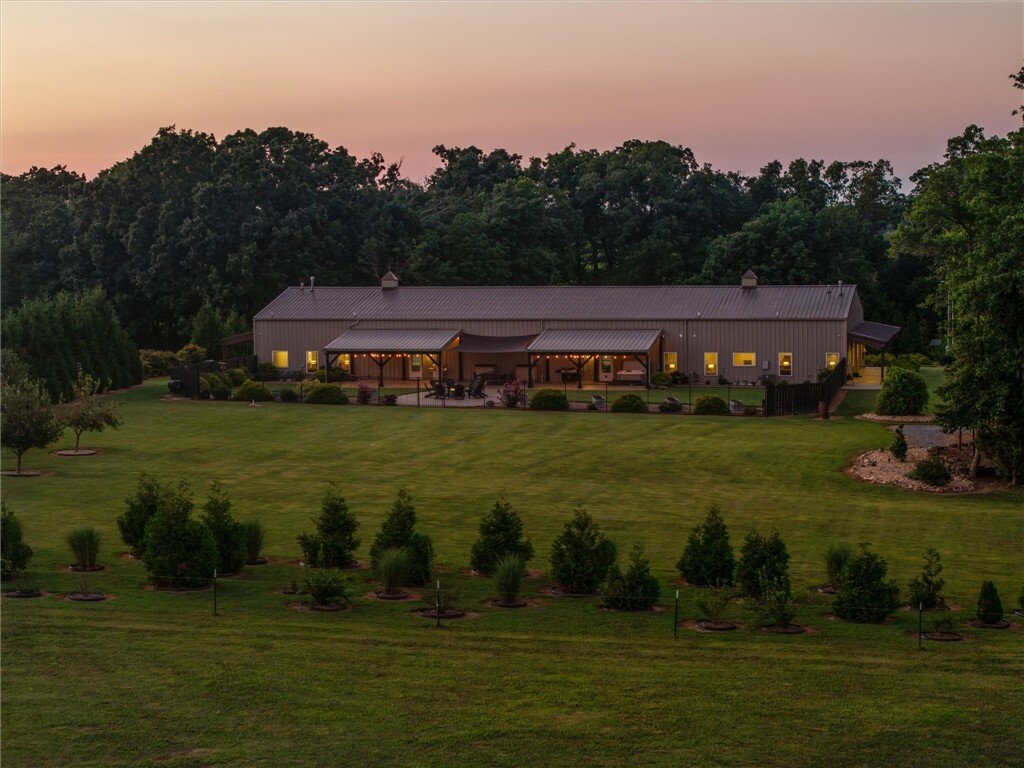 House in Maysville, Arkansas, United States 1 - 18470597