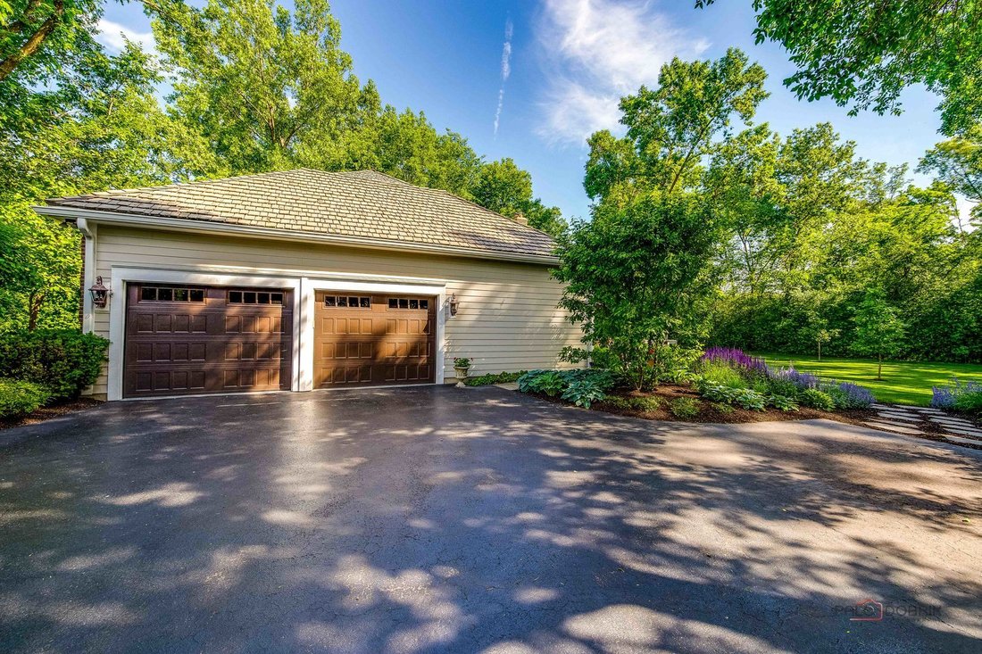 House in Libertyville, Illinois, United States 4 - 18470398