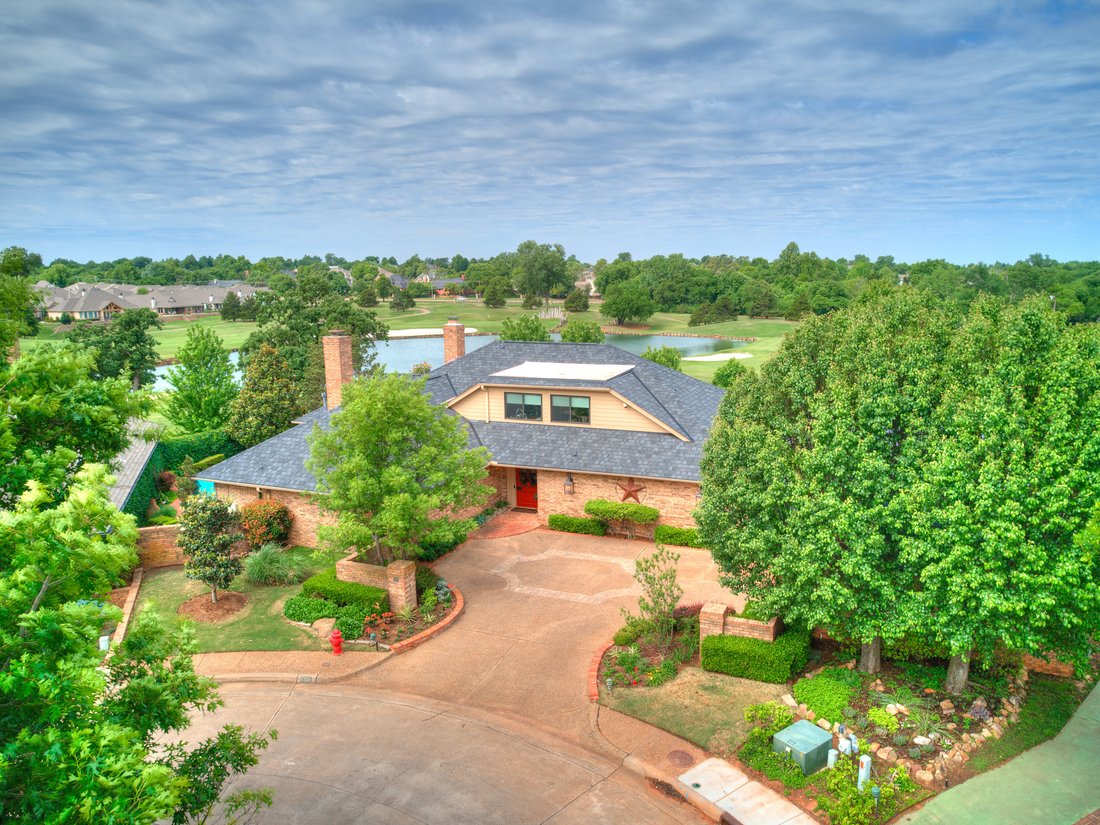 Edmond, Oklahoma, United States 1 - 18472447