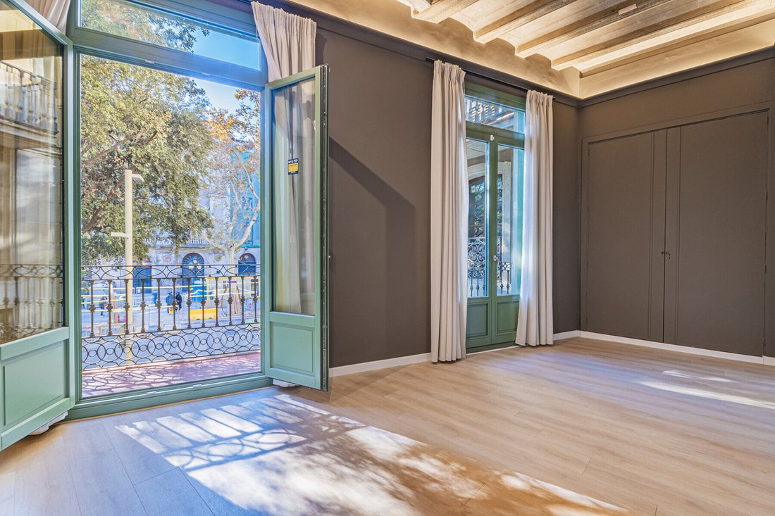 Apartment in Ciutat Vella, Barcelona, Spain 3 - 18472538