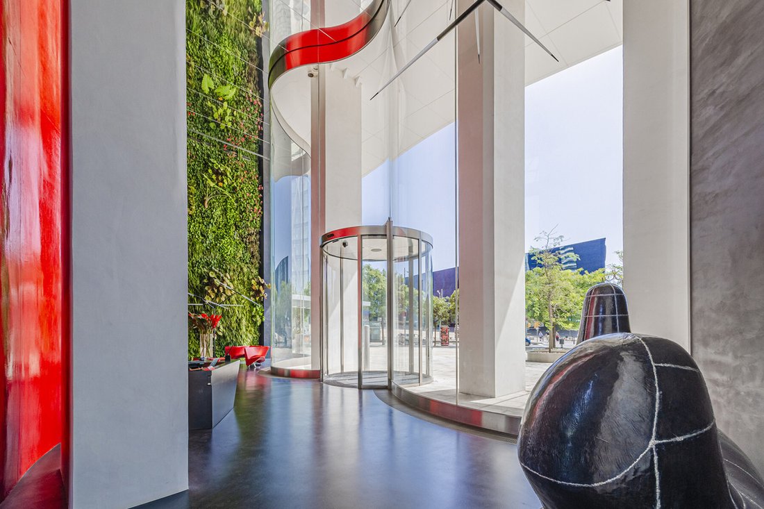 Apartment in Ciutat Vella, Barcelona, Spain 2 - 18472592