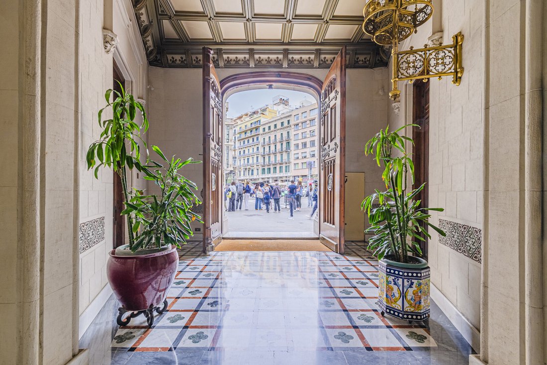 Apartment in Eixample, Barcelona, Spain 2 - 18472604