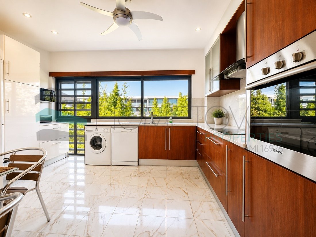 Apartment in Quarteira, Algarve, Portugal 4 - 18472520
