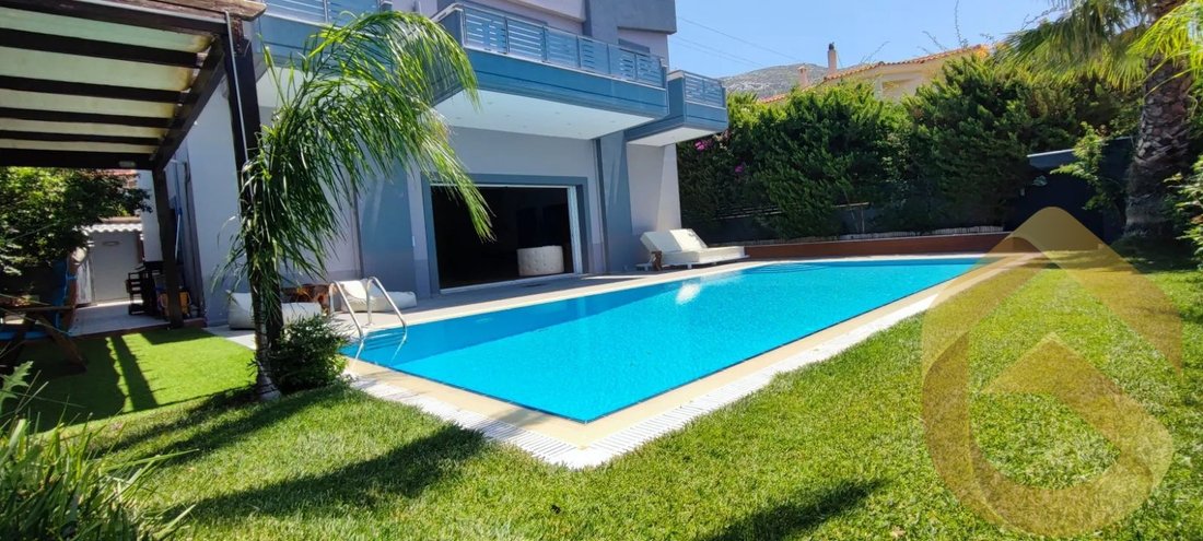 Villa in Kalyvia Thorikou, Attica, Greece 3 - 18472654