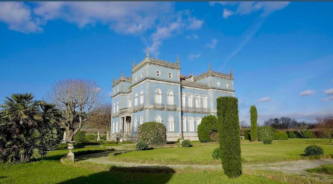 Chateau in Povoa de Lanhoso (Nossa Senhora do Amparo), Braga, Portugal 1 - 18472887