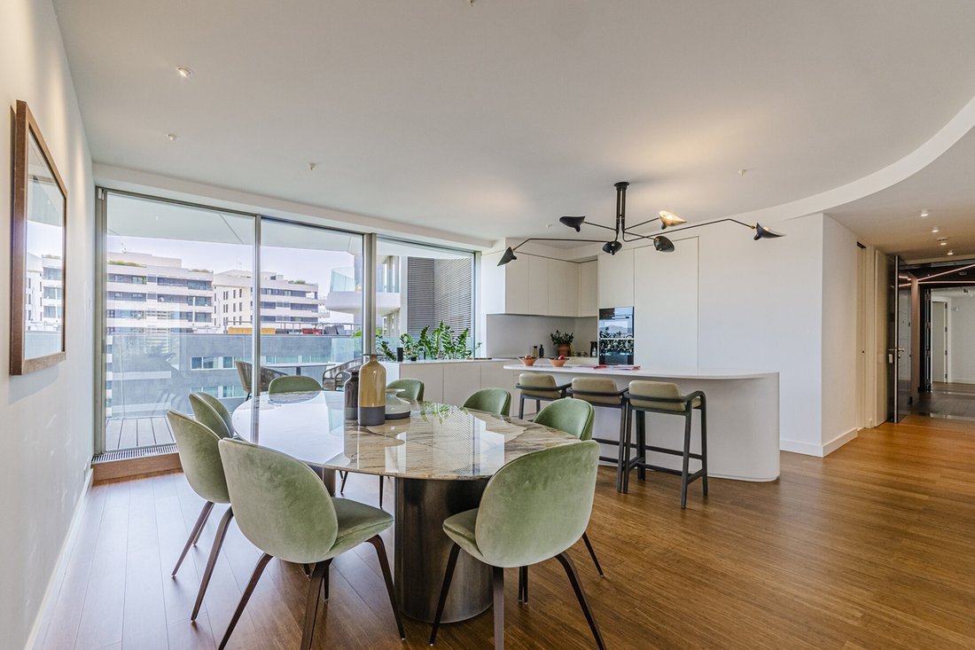 Apartment in Ciutat Vella, Barcelona, Spain 4 - 18472967