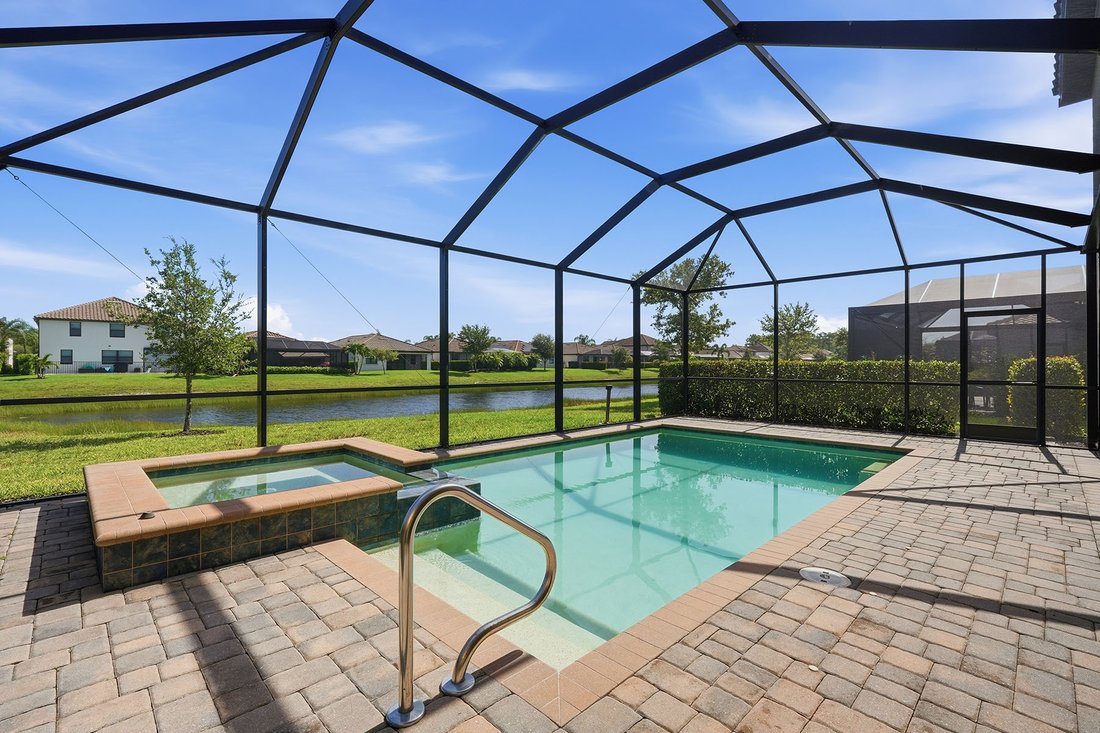 House in Naples, Florida, United States 3 - 18472744