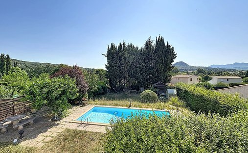 House in Bouc-Bel-Air, Provence-Alpes-Côte d'Azur, France 1