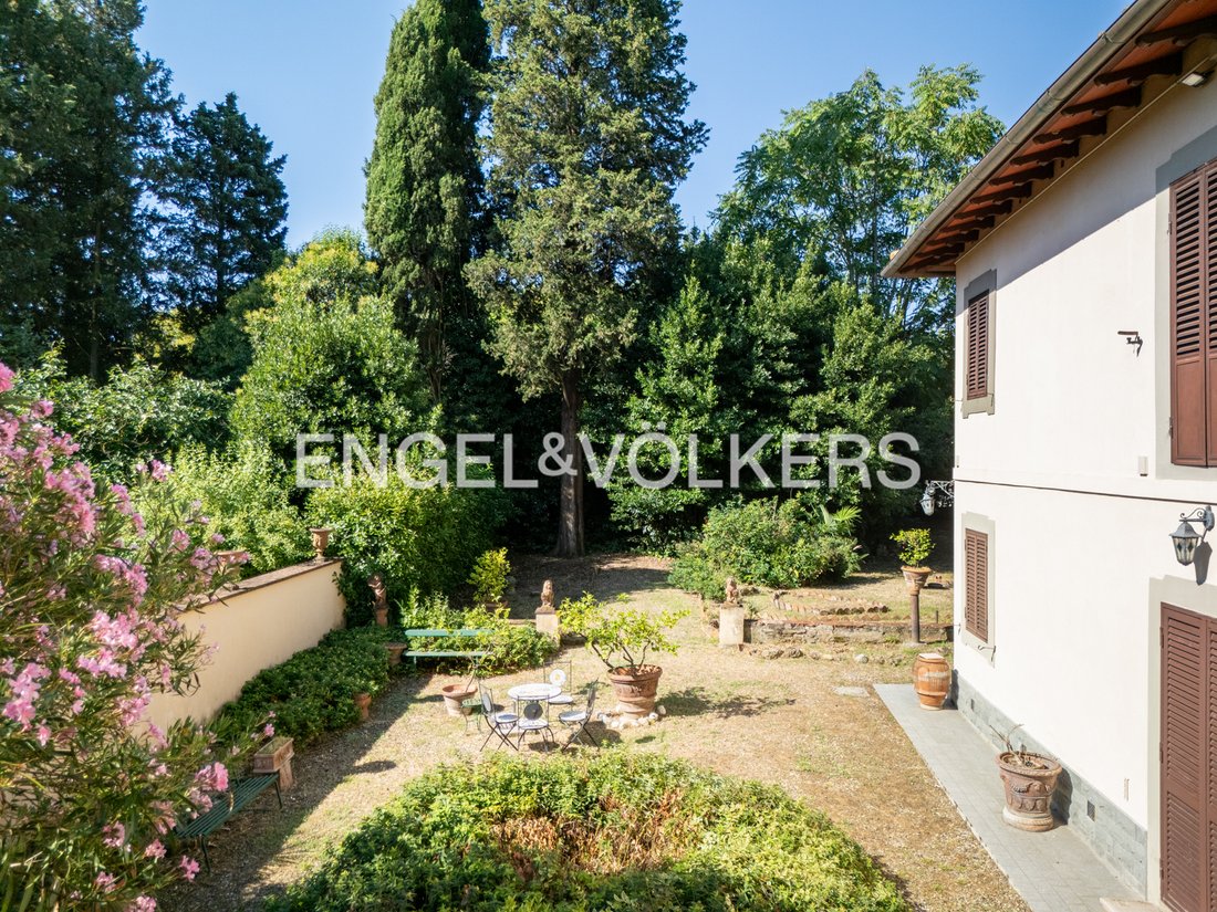 Villa in Isolotto, Florence, Italy 3 - 15507679