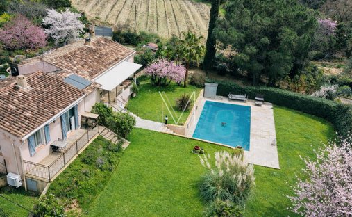 Haus in Le Plan-de-la-Tour, Provence-Alpes-Côte d'Azur, Frankreich 1