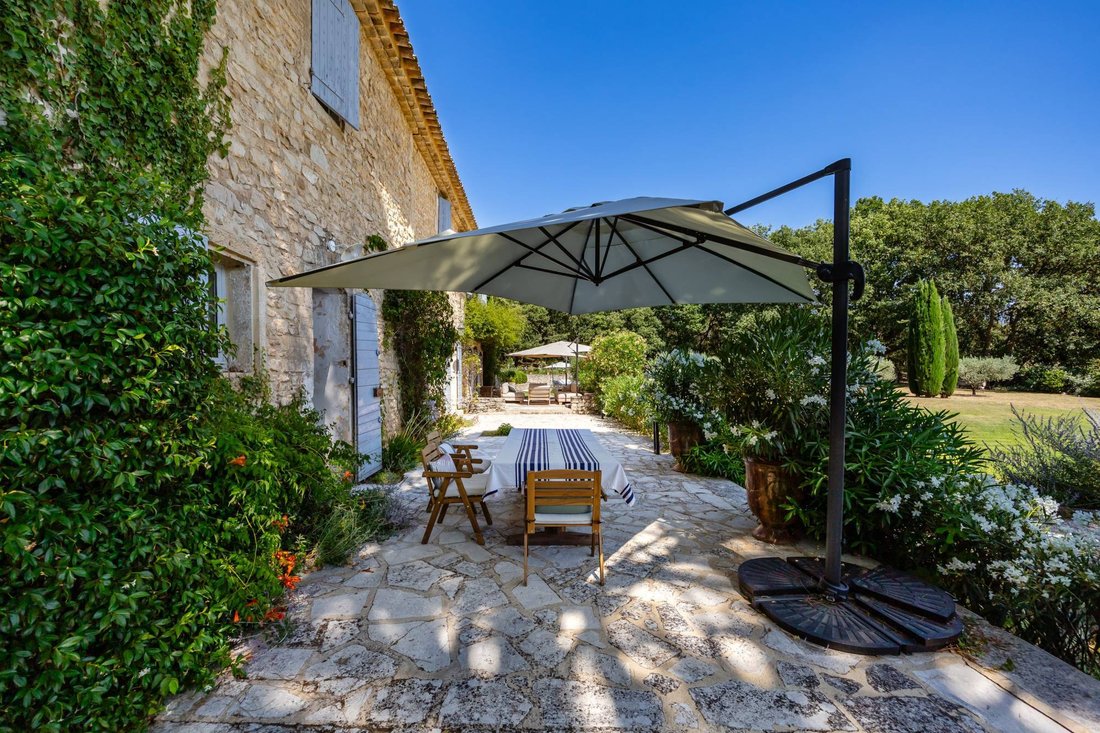 House in Ménerbes, Provence-Alpes-Côte d'Azur, France 4 - 18472907