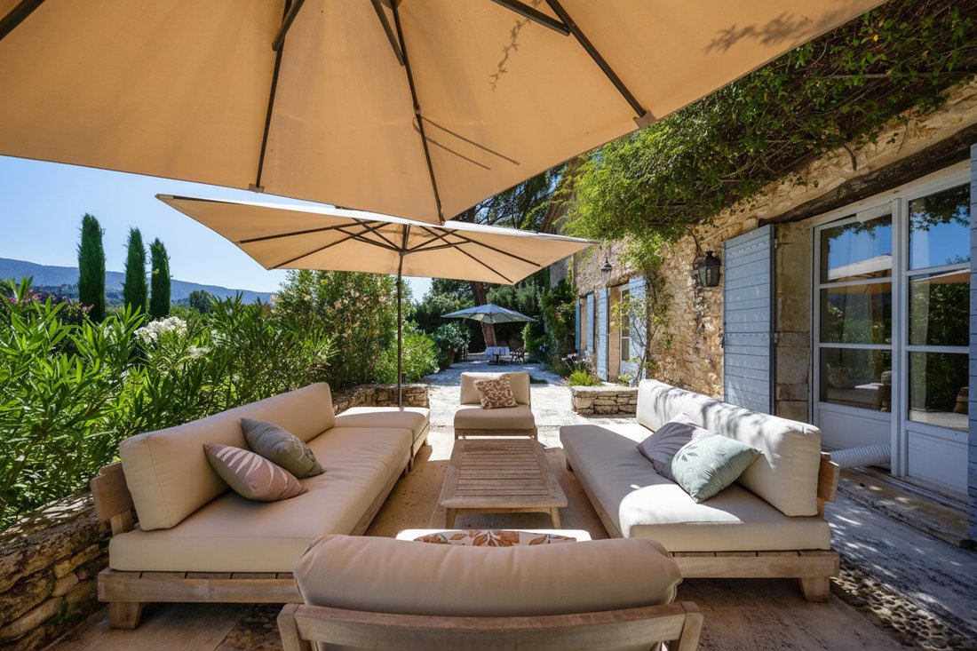 House in Ménerbes, Provence-Alpes-Côte d'Azur, France 5 - 18472907