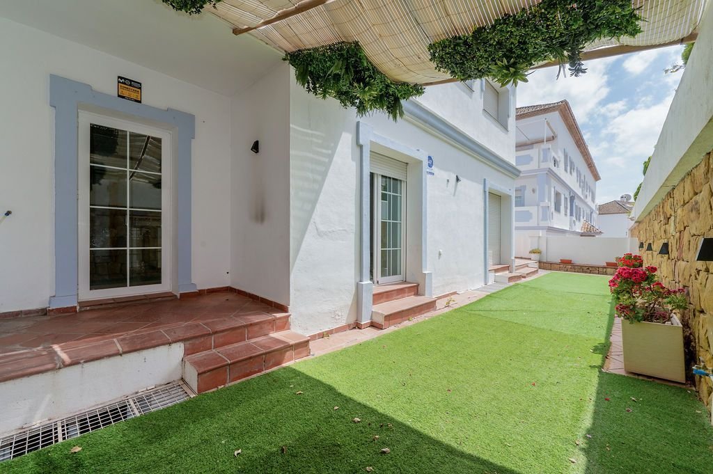 Appartamento a Puerto Banus, Marbella, Spagna 2 - 17804228