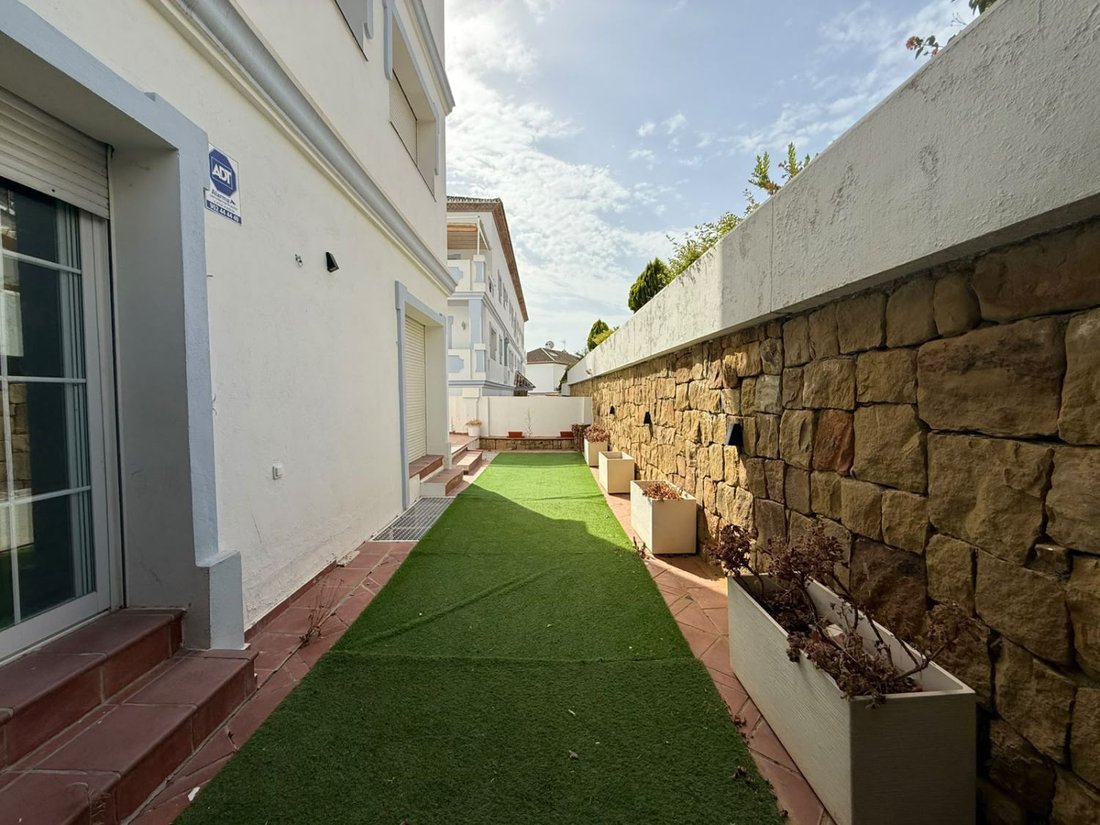 Apartamento en Playa Puerto Banús, Marbella, España 4 - 17804228