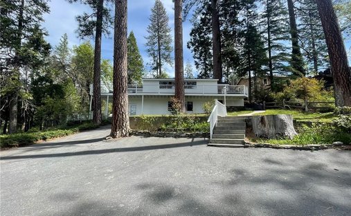 House in Bass Lake, California, United States 1