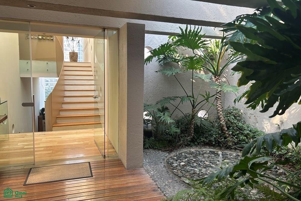 House in Mexico City, Mexico 4 - 18057285