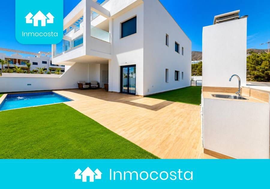 Chalet in Finestrat, Valencian Community, Spain 1 - 18473052