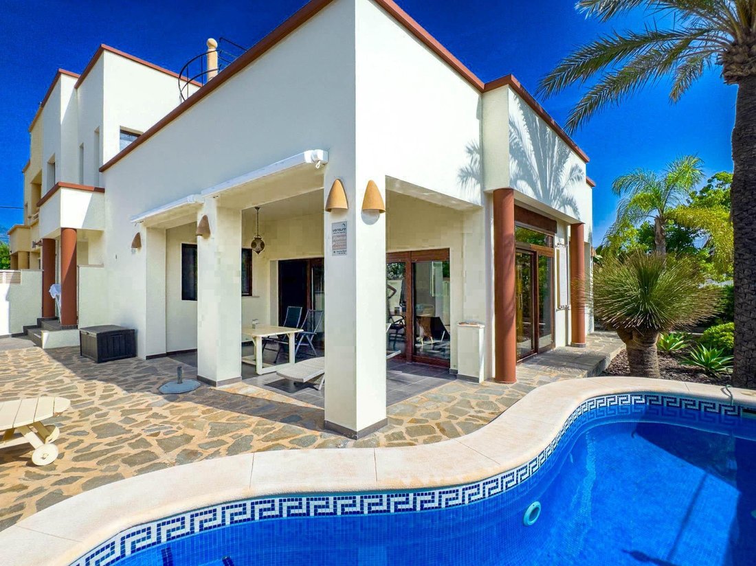 Chalet in L'Albir, L’Alfàs del Pi, Land Valencia 1 - 18474431